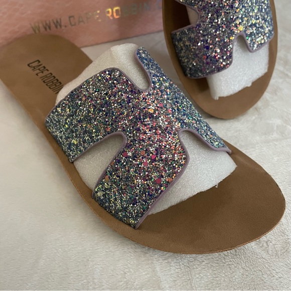 Cape Robbin purple “Blazing Star”slides size 7 - Picture 2 of 6